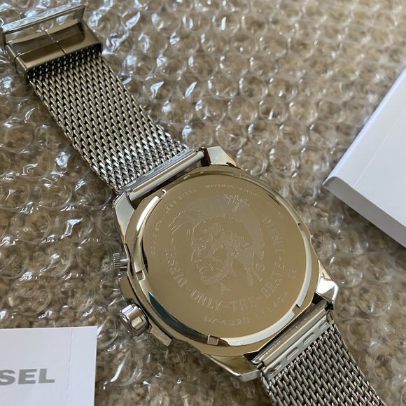 Diesel Mega Chief GMT World Dial Mens Watch DZ4320 - Picture 6 of 11